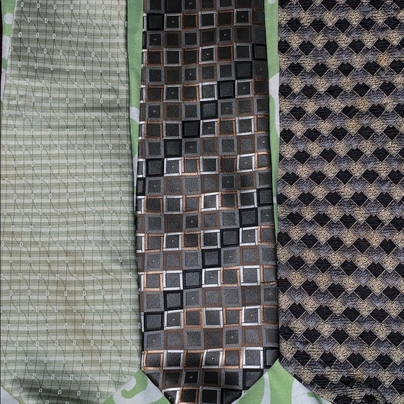 Men’s ties - Picture 3 of 3